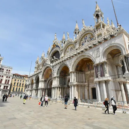 Apartamento Casanas-2 By Interhome